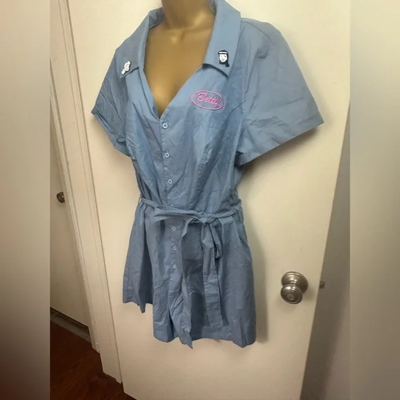 torrid X Betty & Veronica Chambray SpreadCollar Retro Button Front Romper NWT 18 - Picture 5 of 16